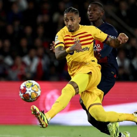 Barcelona v Paris Saint Germain