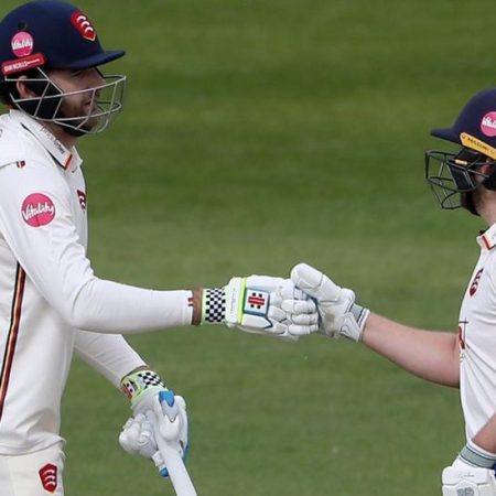 County Championship: Critchley and Walter hit fifties as Essex build lead over Notts