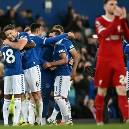 ‘Everton apply final blow to Liverpool title challenge’