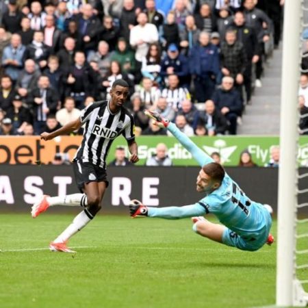 Newcastle United 4-0 Tottenham Hotspur